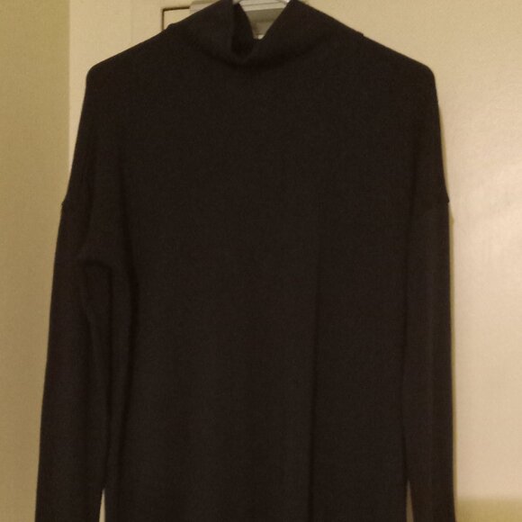 DKNY Sweater, Size 14 - Picture 1 of 5